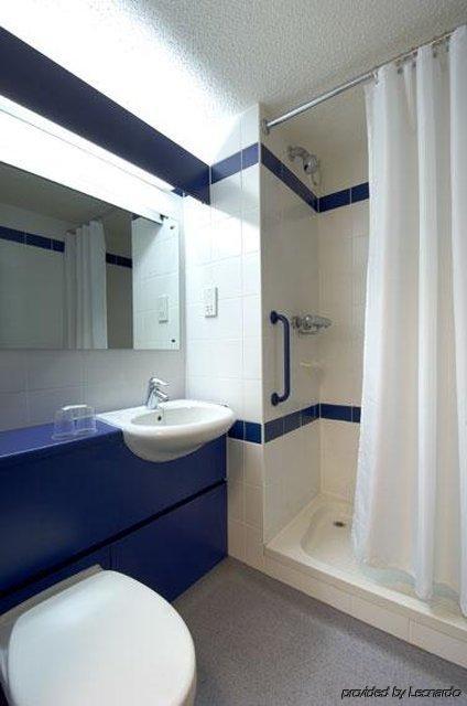 Travelodge Plymouth Kültér fotó