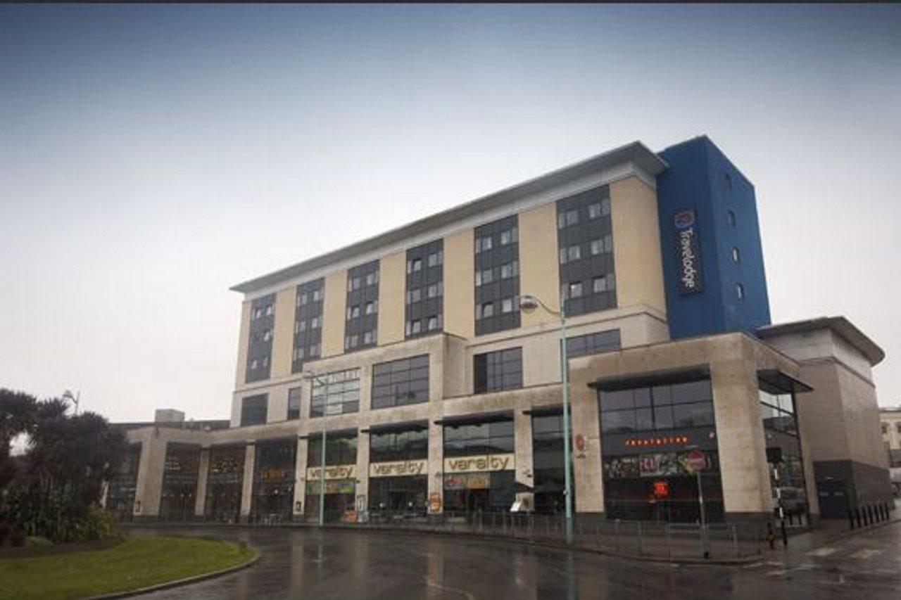 Travelodge Plymouth Kültér fotó