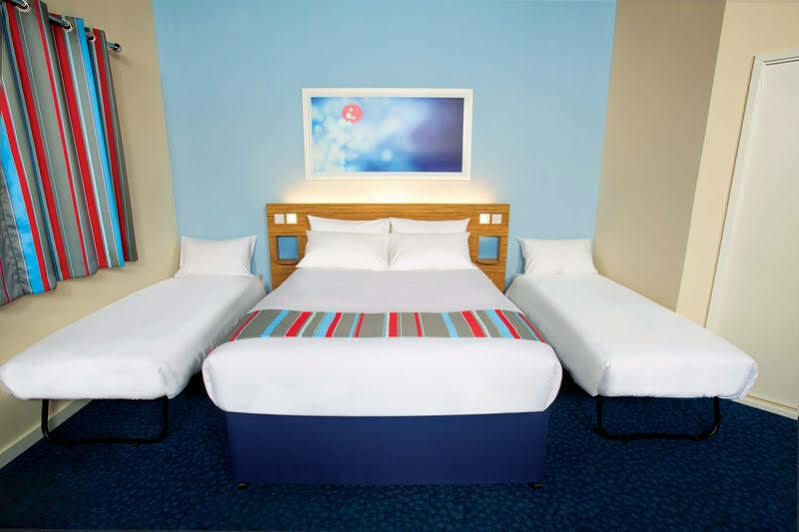 Travelodge Plymouth Kültér fotó